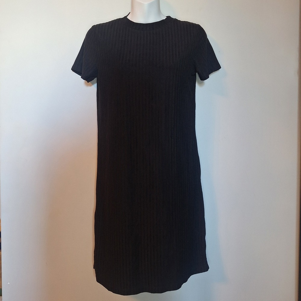Zara Trafaluc Black Ribbed Knit Short Sleeve T-Shirt Shift Mini Dress Size Small